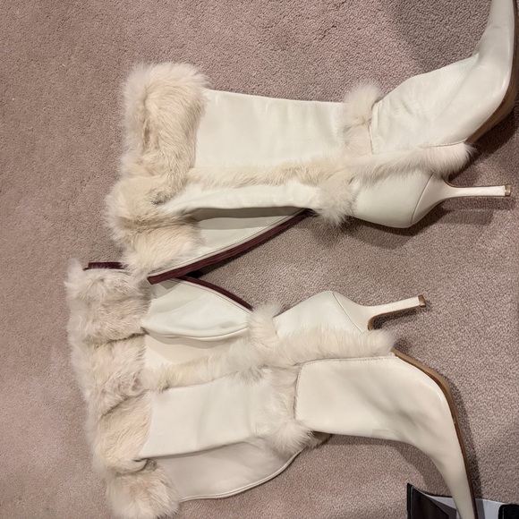 Albert Nipon Shoes - Vintage Winter White leather & fur